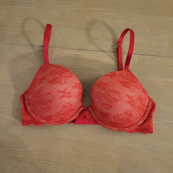 Victoria's Secret Biofit Demi Uplift Bra 32D - Picture 1 of 4
